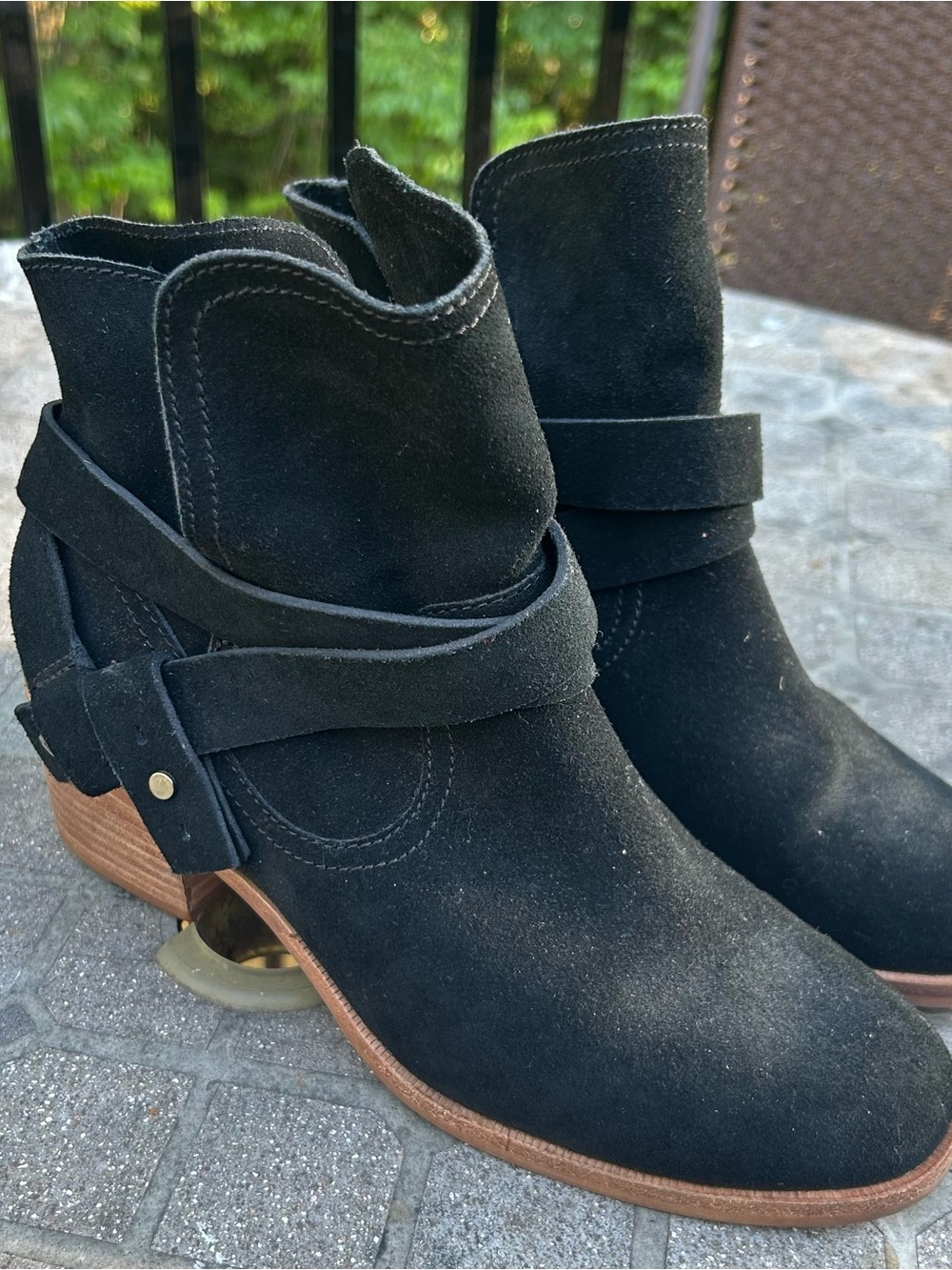 UGG Elora Black Suede Ankle Boots with Crisscross Strap Size 9 - Picture 2 of 13